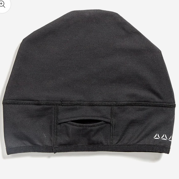 Unisex Reebok Active Black Beanie, NWT - Picture 2 of 8